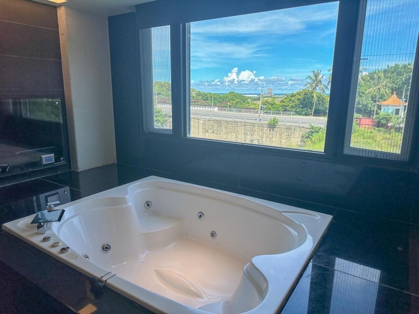 Fair Tale Motel - Sea Hualien Eksteriør billede