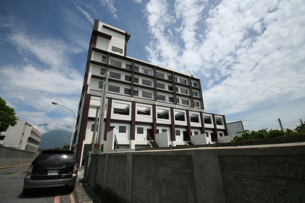 Fair Tale Motel - Sea Hualien Eksteriør billede
